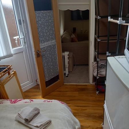 Larchmont Stay Side En Suite With Small Double Bed Leicester Extérieur photo